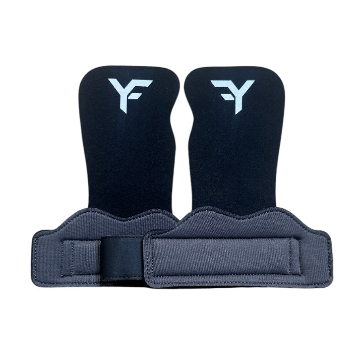 MANIQUE YOUNG GRIP